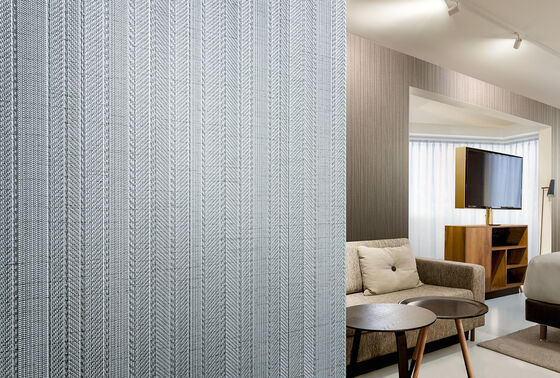 Vinyl wallcovering with deluxe textile feel
