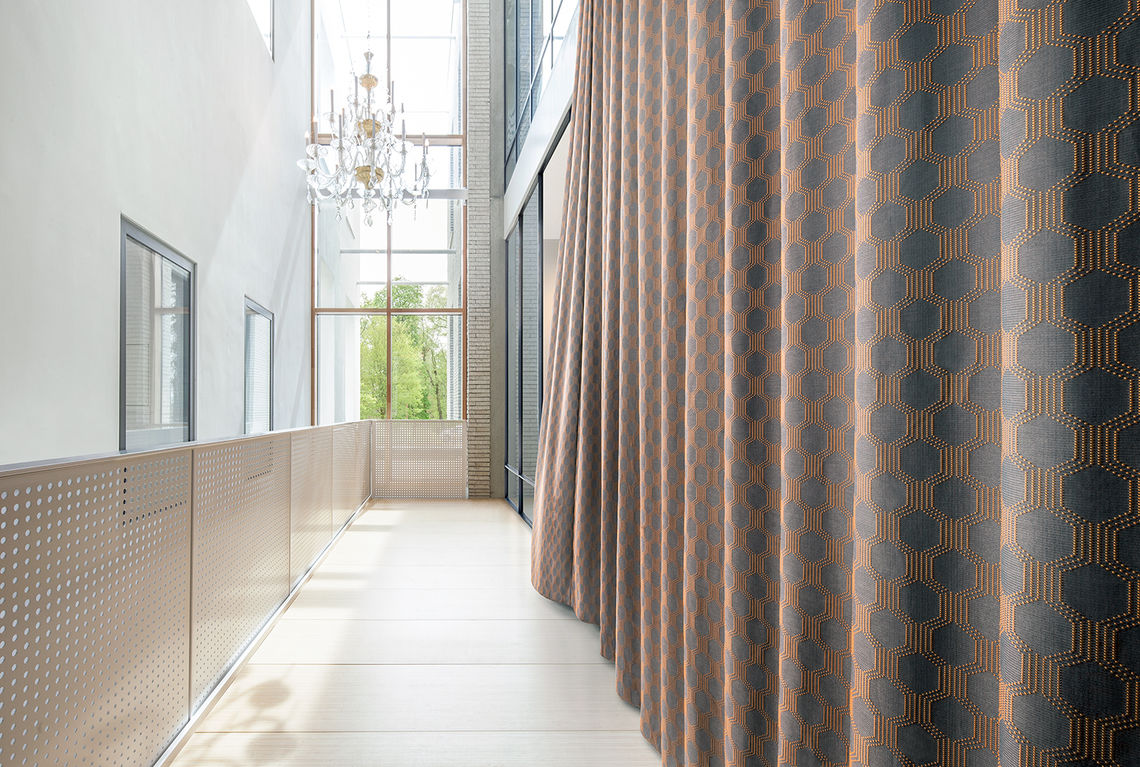 curtain design syros