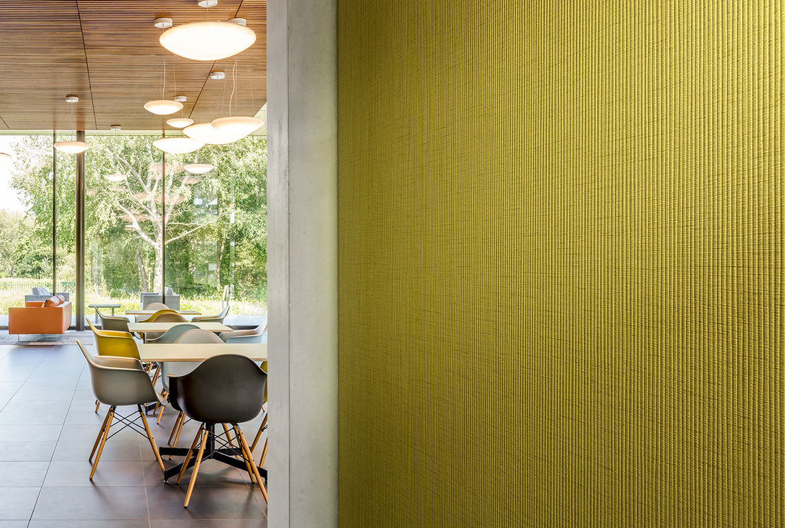 Vinyl wallcovering design Onari has the appearance of fabric with all the low-maintenance qualities of vinyl